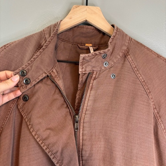 Free People Small Linen Blend Slouchy Utility Bomber Jacket Mauve - Brown - Picture 4 of 7